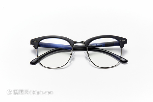 老花鏡黑框近視眼鏡 現代辦公人士的必備用品